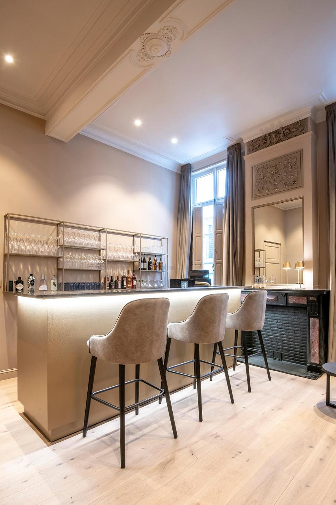 Bed & Breakfast Jezuietenplein 21 오우데나르데 외부 사진